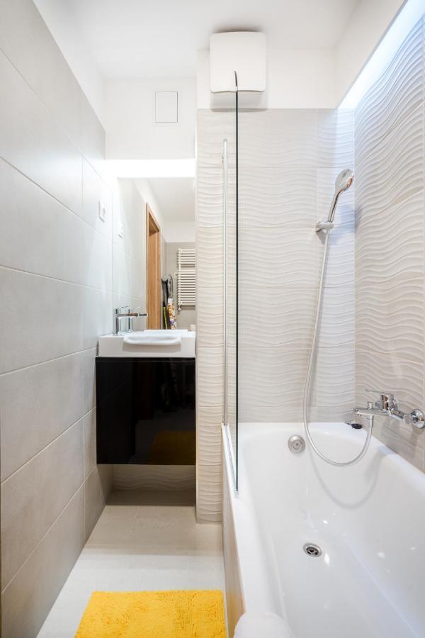 Bpr Garay Suite With Rooftop Terrace & A/C Boedapest Buitenkant foto